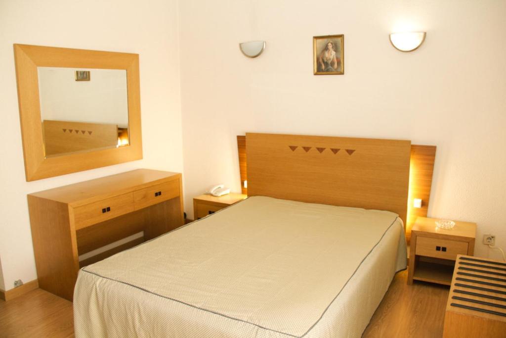 Hotel Chale ปาเรเดส ห้อง รูปภาพ