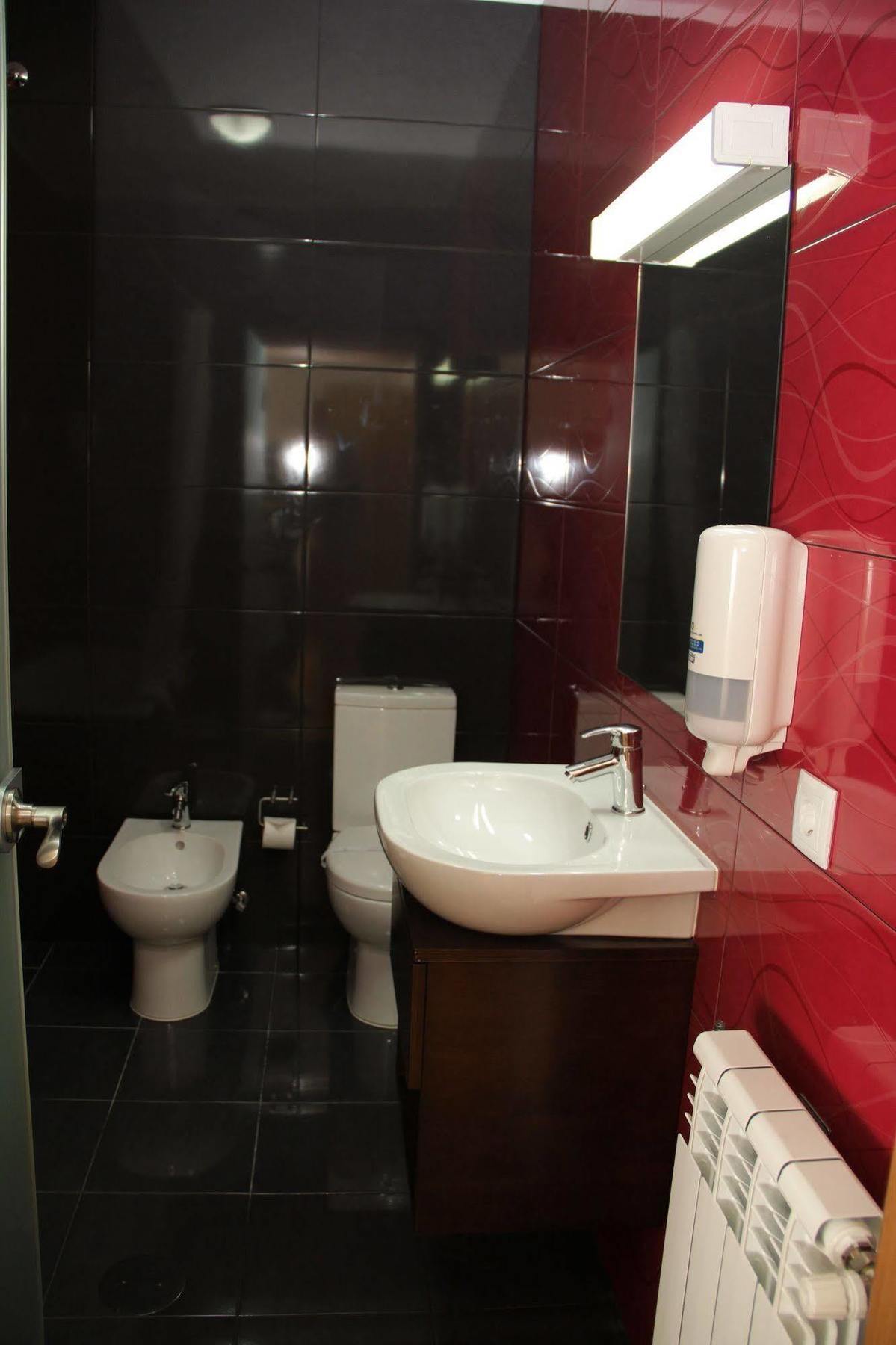 Hotel Chale ปาเรเดส ภายนอก รูปภาพ